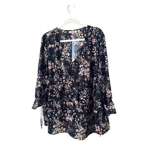 EVRI Womens 2X Floral V-Neck Blouse Black Pink 3/4 Sleeve Ruffle Tie Cuff Top